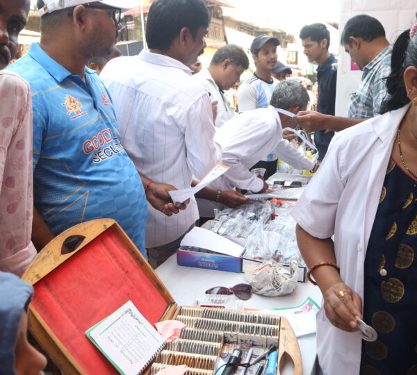 LuxurMom Foundationy Interior